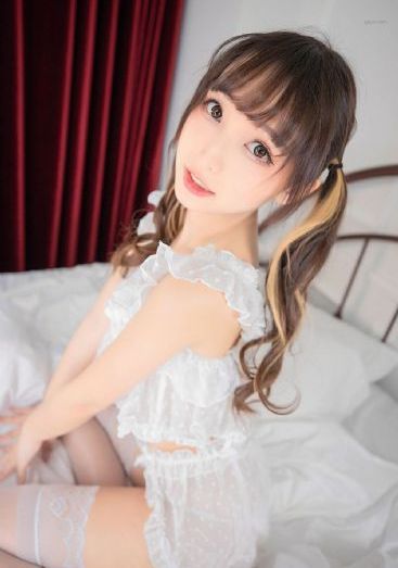热播短剧玫瑰冠冕免费观看
