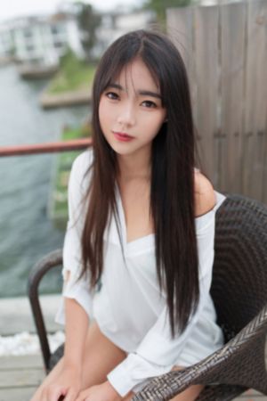 混乱的一家人里有个小孩叫安安