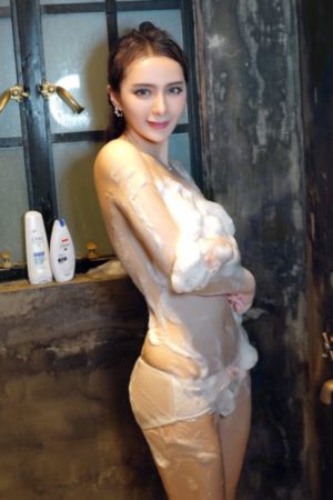 艾曼妞3