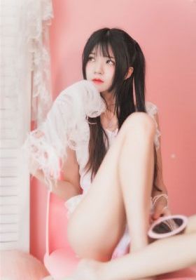图鬼六红蔷薇夫人